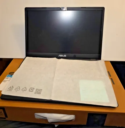 ASUS Vivobook Go E410MA Computers