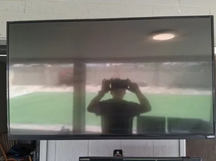 VIZIO 690U TVs